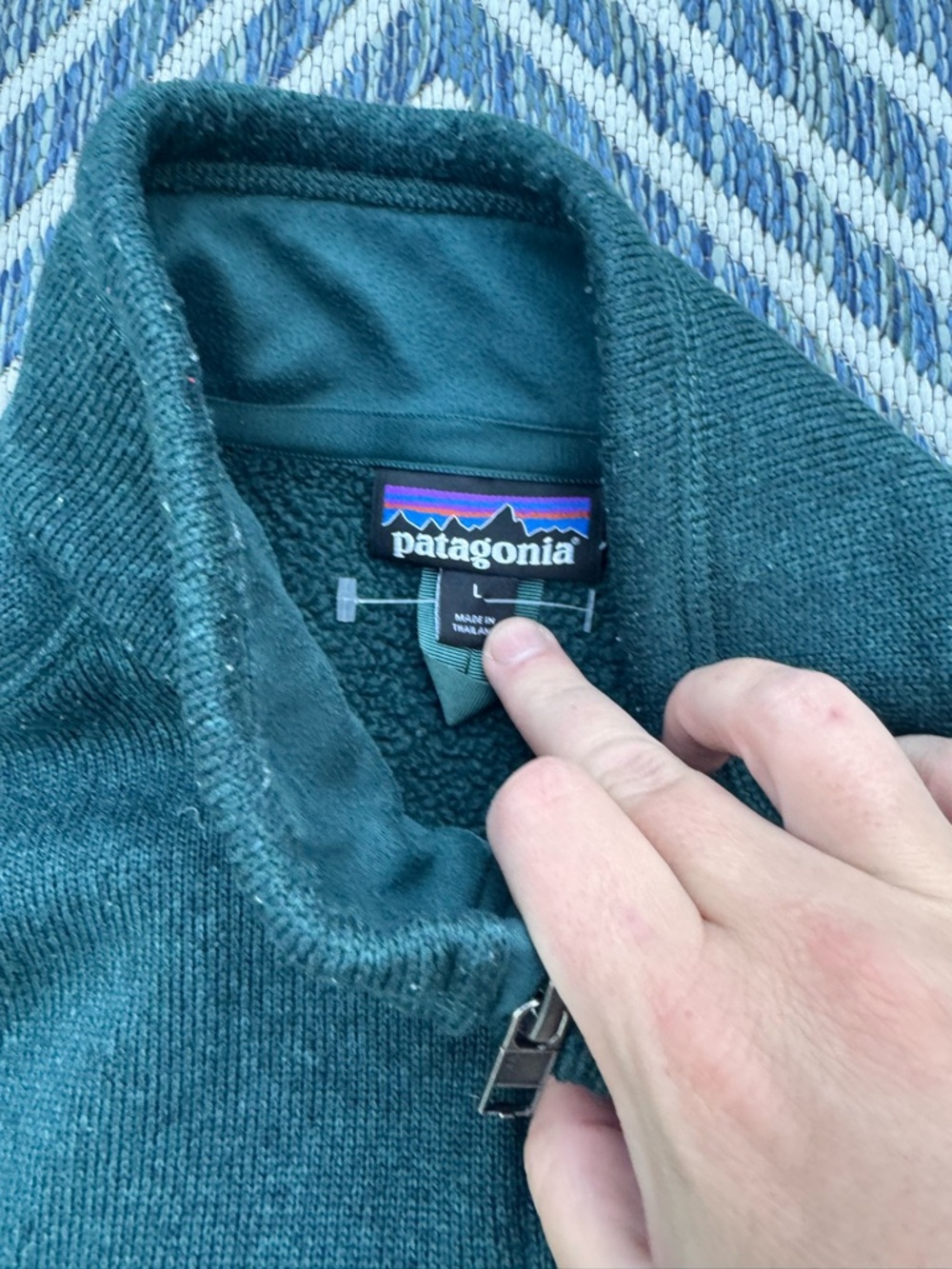 Patagonia Men’s Deep Teal Half-Zip Fleece Pullover - Picture 4 of 4